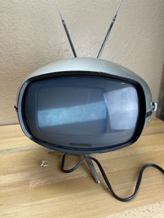 Vintage Panasonic Tr - 005 Space Age Flying Saucer Portable Tv