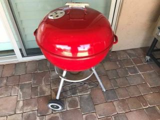 Vintage Weber Bbq Kettle Grill 22 " Cherry Red Shape