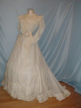 Antique Wedding Dress Victorian 1898 Silk Muslin And Val Lace Provenance
