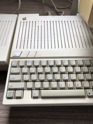 Vintage APPLE IIc Computer with Monitor & Stand Floppy 2