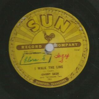 Rockabilly 78 - Johnny Cash - I Walk The Line / Get Rhythm - Hear - 1956 Sun 241