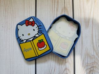Vintage 1976 Sanrio Hello Kitty Small Box With Paper