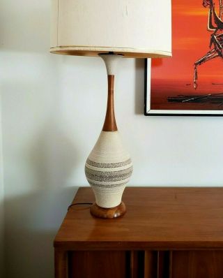 Vtg Mid Century Modern Ceramic & Teak Table Lamp 37 Tall