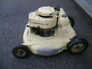 Vintage Old Butter Cup Lawn Boy Mower Model 3052 Brick Top 2 cycle NO HANDLE 2