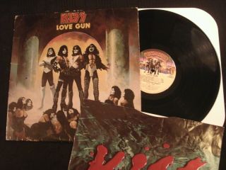 Kiss - Love Gun - 1977 Casablanca Vinyl 12  Lp.  / Hard Shock Rock
