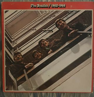 The Beatles 1962 - 1966 Lp Vinyl Winchester 1973 Release.  Cover Vg Vinyl Vg,