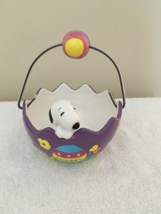 Galerie Snoopy Peanuts Ceramic Easter Egg Basket Candy Dish Decoration