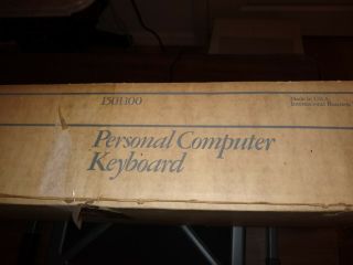Vintage IBM Personal PC Computer Keyboard 1501100 and Foam USA 3