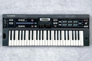 Vintage Casio Cz - 1000 Cosmo Synthesizer Phase Distortion Synthesis