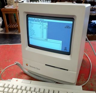 Vintage APPLE Macintosh Classic M0420 Computer 1991 with Case Keyboard Covers 3