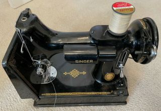 VINTAGE Singer Featherweight Portable Electric Sewing Machine 221 - 1 With Case 3