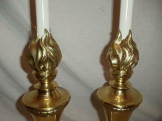Vintage Pair STIFFEL Brass Trophy Urn Torch Flame Table Lamps Hollywood Regency 5