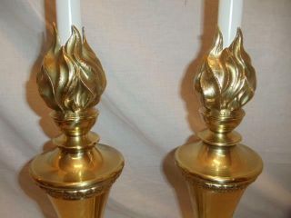 Vintage Pair STIFFEL Brass Trophy Urn Torch Flame Table Lamps Hollywood Regency 6