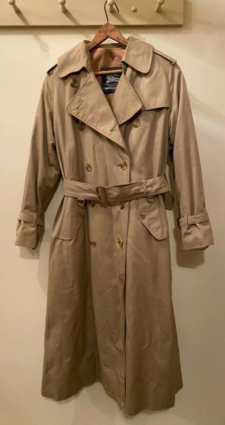 Vintage Burberry Beige Color Trench Coat Belted With Wool Liner Woman 