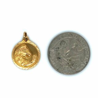 Vintage Leo Zodiac Medallion 18k Yellow Gold Pendant 5