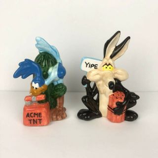 Vintage Looney Tunes Road Runner & Wile E.  Coyote Salt & Pepper Shakers 1993