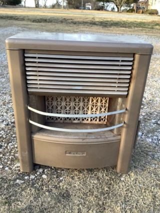 Vintage Dearborn Gas Space Room Heater Stove 39,  950 Btu With Grates