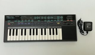 Vintage Yamaha Vss - 30 Porta Sound Digital Voice Sampler Keyboard With Power