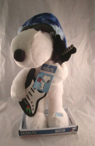 Peanuts Rock & Roll Sing And Twist Snoopy Guitar Musical Animated Figure 14 "