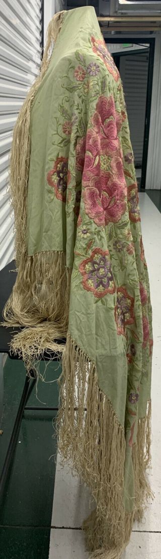 Vintage Chinese Manila Hand Embroidered Green Silk Floral Fringe Piano Shawl 3