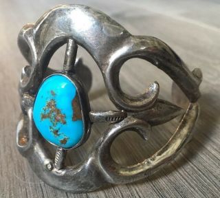 OLD HEAVY (3.  20 OZ) VINTAGE NAVAJO BISBEE TURQUOISE & STERLING SANDCAST CUFF 4