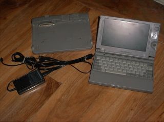 Vintage Toshiba Libretto 100 Ct Notebook Laptop /docking/power Running