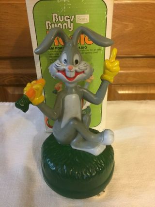 Vintage 1975 Warner Bros.  Bugs Bunny Am Portable Sears Radio