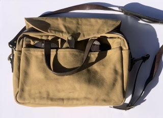 Filson Vintage 257 Computer Bag - Tan - Ykk Zippers With Shoulder Strap