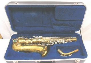 Buescher Aristocrat Alto Saxophone Case Neck Serial 522521 Sax Vintage