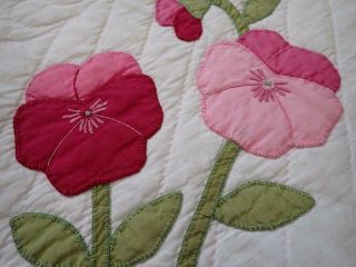 Lovely Vintage Pink & White Applique Pansy QUILT 96x78 3