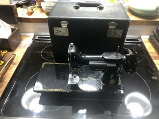 Vintage 1957 Singer 221 Featherweight Sewing Machine W/ Case & Pedal