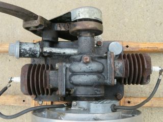 Vintage Maytag model 72 D 2 Cycle Hit Miss Dual Cylinder Engine w/Wood Sled 4