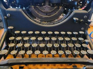 Vintage Underwood Number No.  5 Antique Typewriter 5