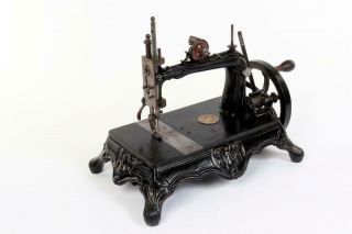 Vintage C1880 " Atlas A " Sewing Machine Made By " Bremer & Brückmann " 1623