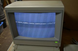 Vintage Apple IIe Computer with Monitor & 2 Disc Drives READ 2