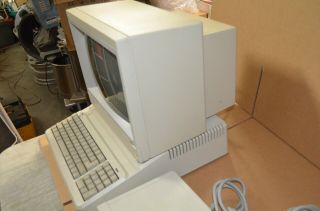 Vintage Apple IIe Computer with Monitor & 2 Disc Drives READ 5