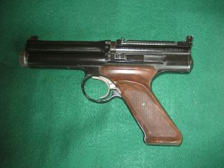 Vintage & Rare Crosman 600 Co2 Semi - Automatic 22 Caliber Pellet Pistol