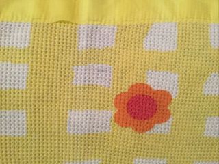 Vintage Raggedy Ann & Andy Yellow Thermal Waffle Weave Blanket Bobbs Merrill 4