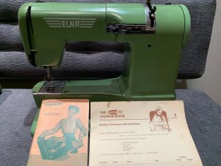 Vintage ELNA Supermatic Portable Sewing Machine Type 722010 5