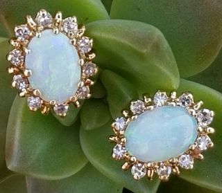 Vintage 14k Gold Opal Diamond Halo Stud Earrings Estate Jewelry 2.  2 Gm