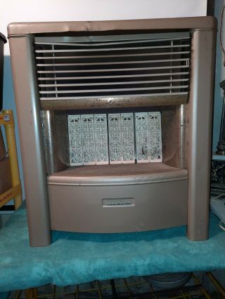 Vintage Dearborn 39,  950 Btu Gas Heater Stove With 7 Grates Natural Gas
