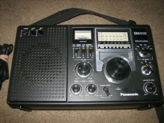 Vintage Panasonic Rf - 2200 Am/fm 8 Band Short Wave Radio