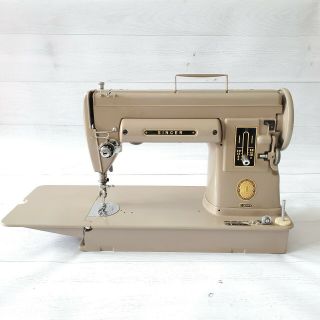 Vintage Beige Singer 301a Sewing Machine &