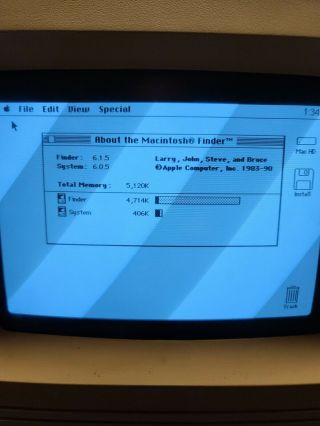 Vintage Apple Macintosh Mac SE/30 40 MB HDD w/ Keyboard & Mouse 3