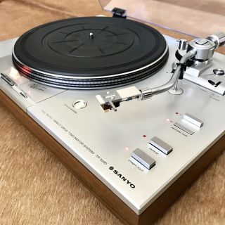 1978 Vintage Sanyo Full Auto Tp - 1030 Direct Drive 2 Motor Turntable