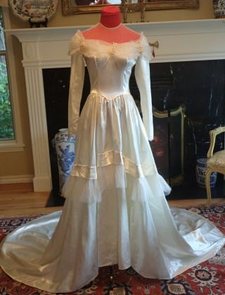Vtg 30s 40s Ivory Satin Wedding Gown Ruched Tulle Portrait Neck Wax Flowers S Sm