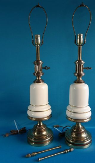 Vintage Stiffel Hollywood Legency Porcelain & Brass Table Lamp Set Of 2