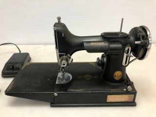Vintage 1939 Singer Featherweight Model 221 Sewing Machine W/ Pedal Af181199