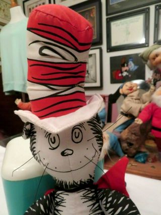 RARE RANDOM HOUSE DR.  SEUSS CAT IN THE HAT WITH BLUE UMBRELLA,  WHISKERS 1994 2