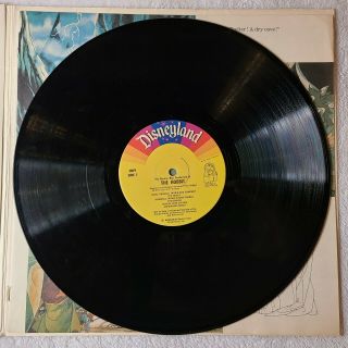 THE HOBBIT 1977 Disneyland 3819 Rankin Bass Animation Soundtrack Vinyl LP w BOOK 3